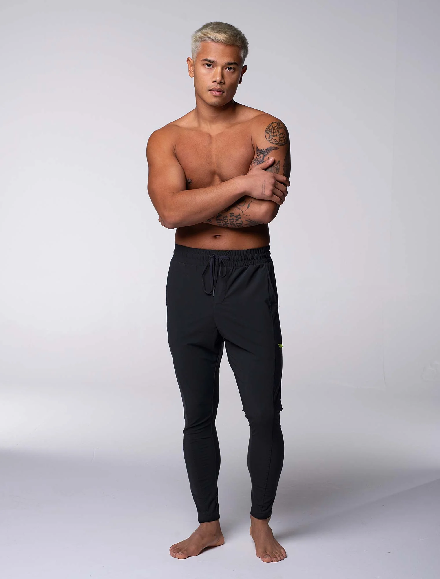 V2 Active Panelled Joggers - Black - Image 5