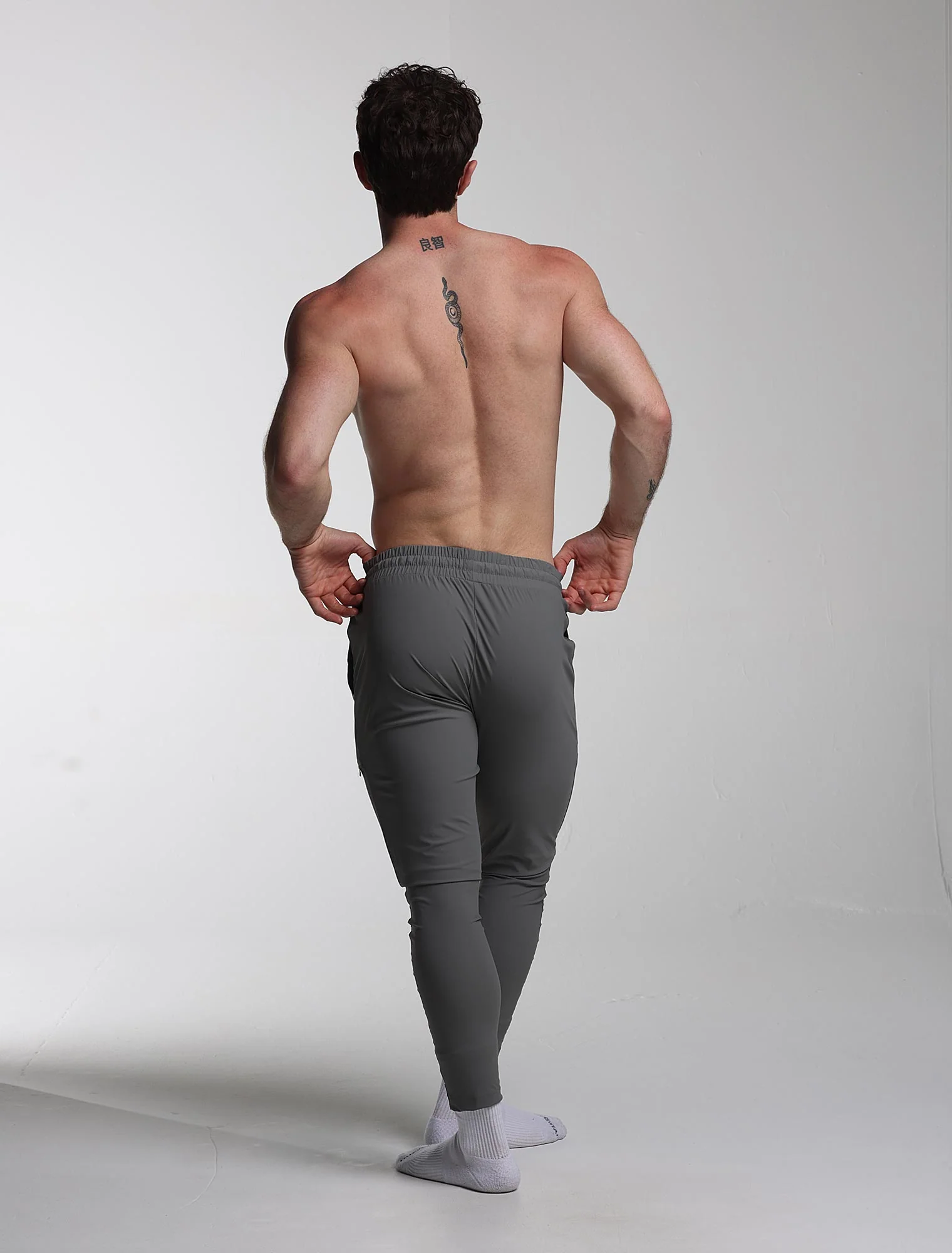 V2 Active Panelled Joggers - Slate Grey - Image 3