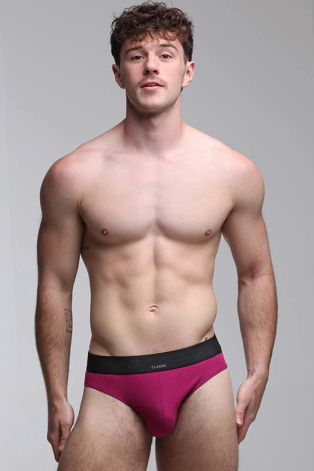 Mens Classic Ribbed Briefs - Cherry