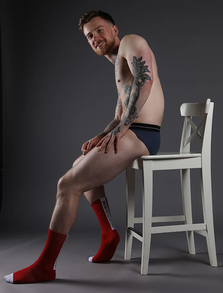 Reverse Red Strip Lux Sports Sock - Image 4