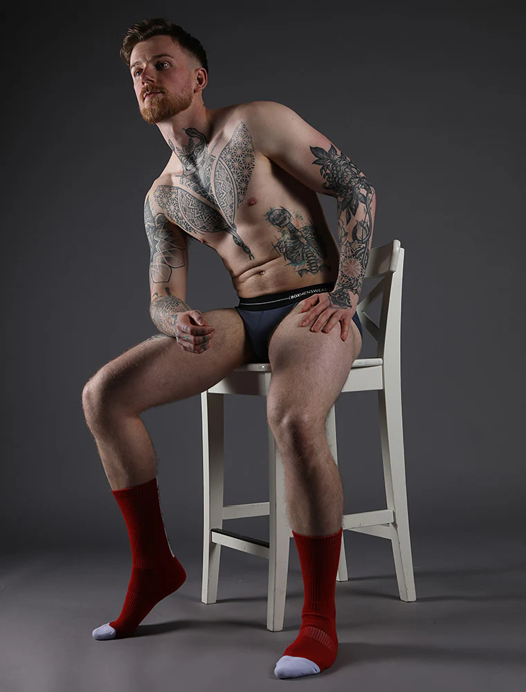 Reverse Red Strip Lux Sports Sock - Image 8